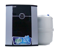 环保净水新选择 格律诗净水器金典黑金刚解析